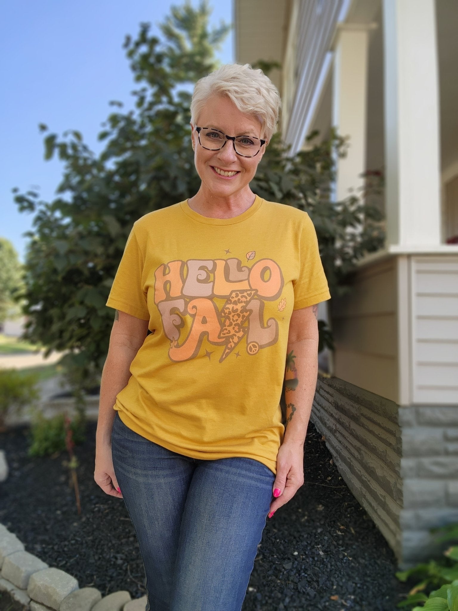 Hello Fall Graphic Tee - Polished Boutique